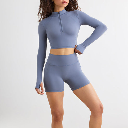 Fitness Set mit Turtleneck und Shorts Mix&Match